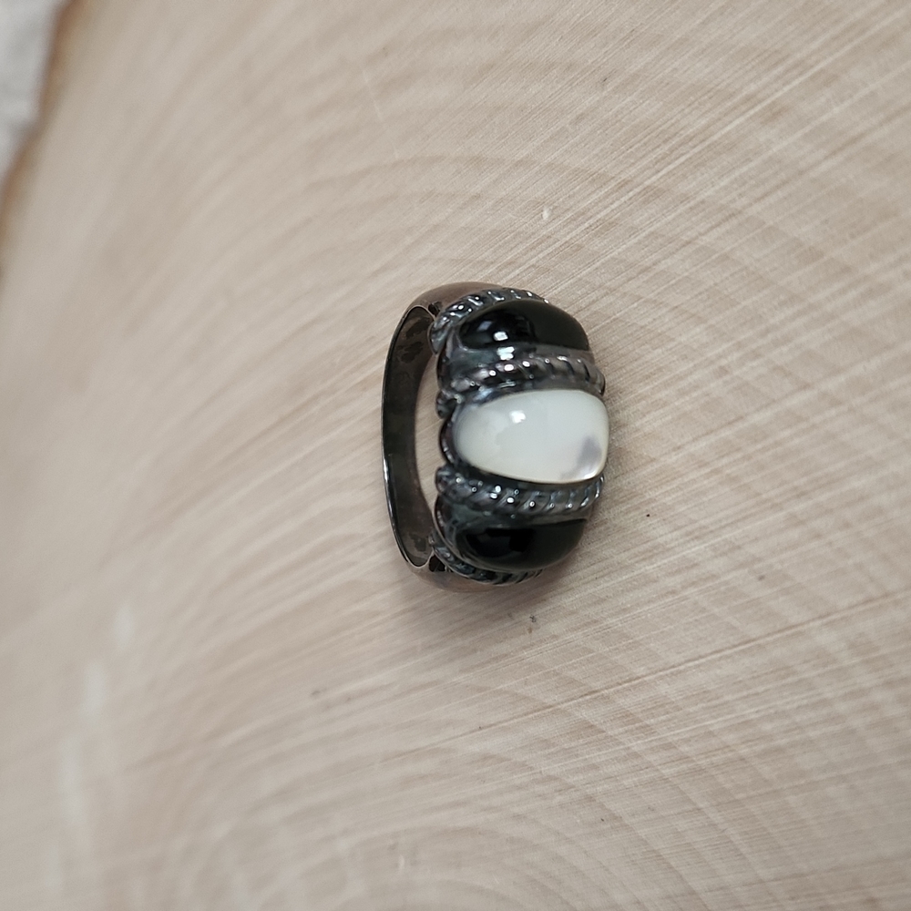 Sterling 925 White & Black Stone Ring Marked JC